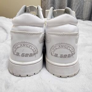 Retro 90s L.A. Gear high tops women's 7